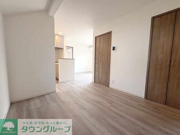 Y.A.FLAT Bの物件内観写真